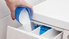 Do priečinka alebo priamo do bubna? Inštalatér odhalil nečakané tajomstvo prania